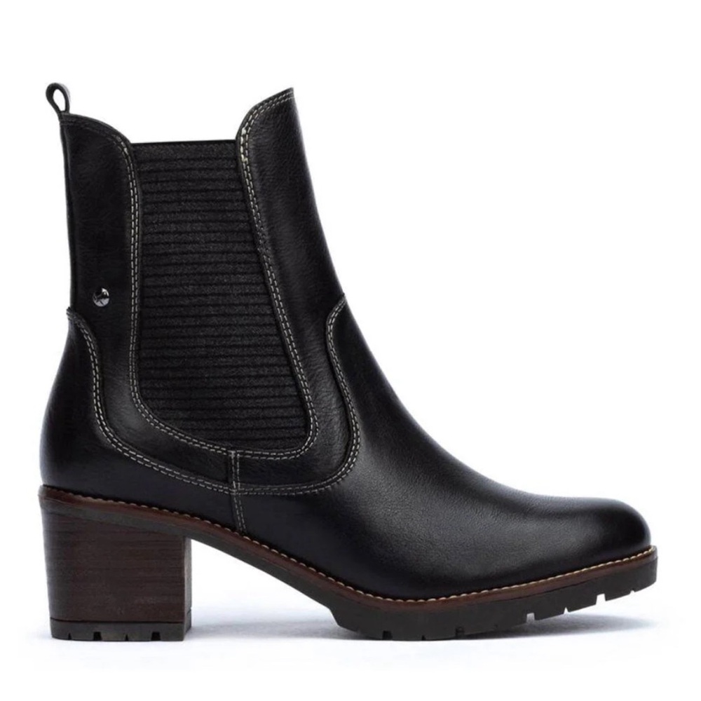 PIKOLINOS Black Leather Ankle Booties